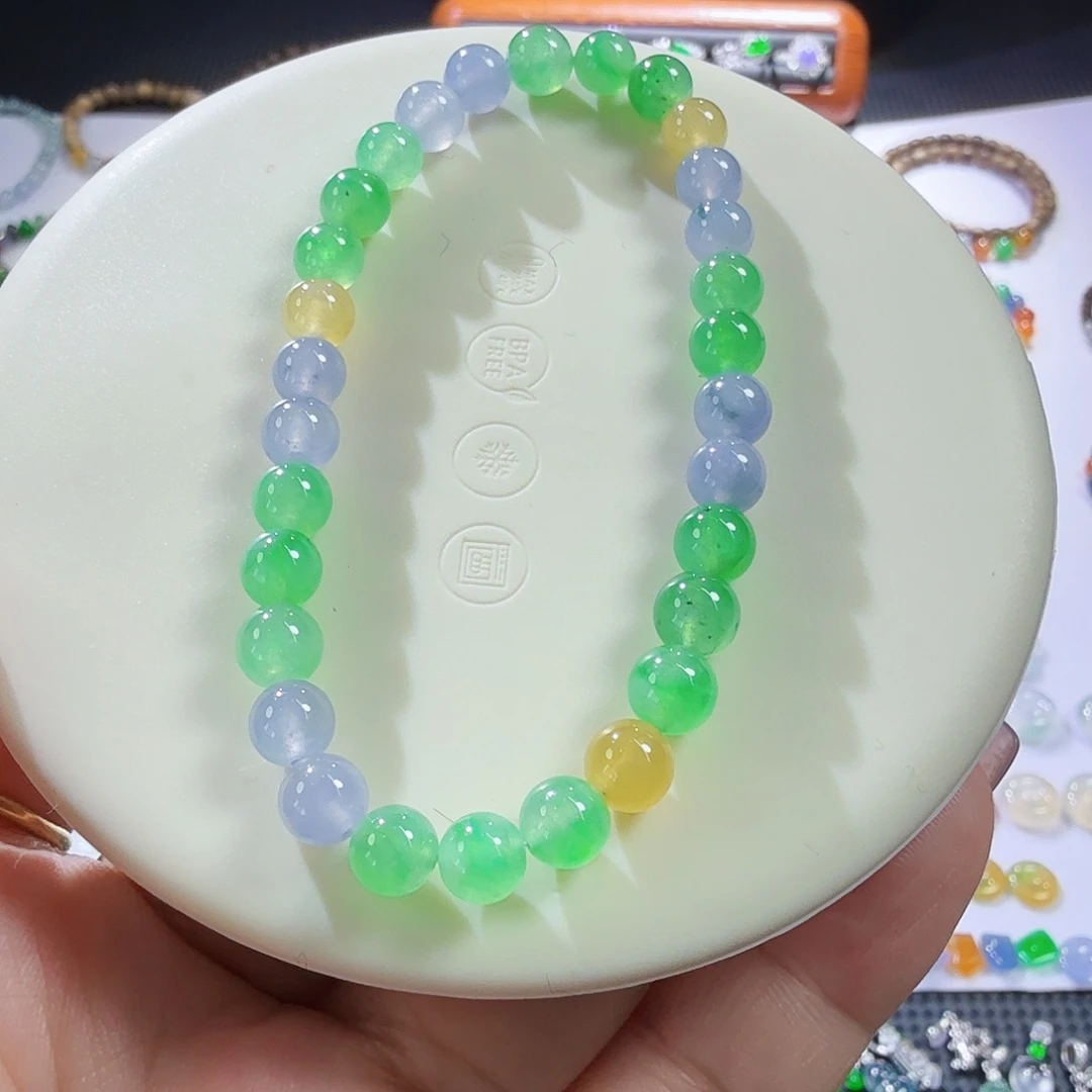 翡翠未镶嵌颈饰裸石