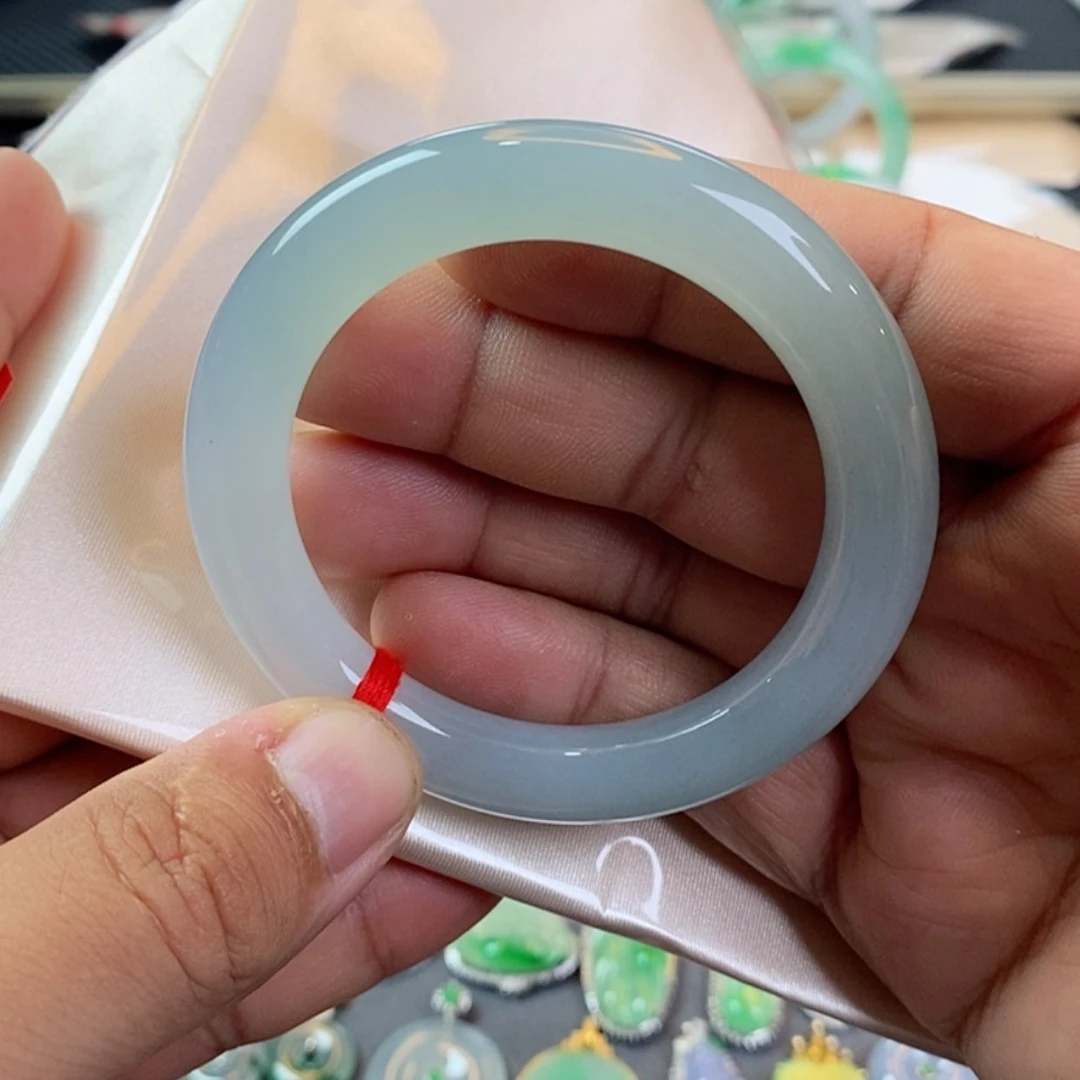 【闪购商品】未镶嵌手镯翡翠