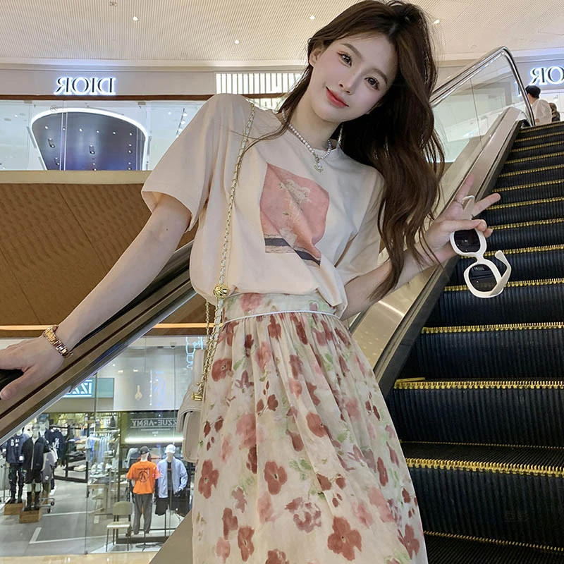 夏季2025新款女装印花T恤碎花裙连衣裙成套搭配减龄套装裙小个子