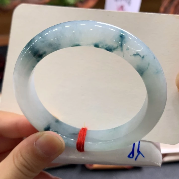 翡翠手镯未镶嵌13号