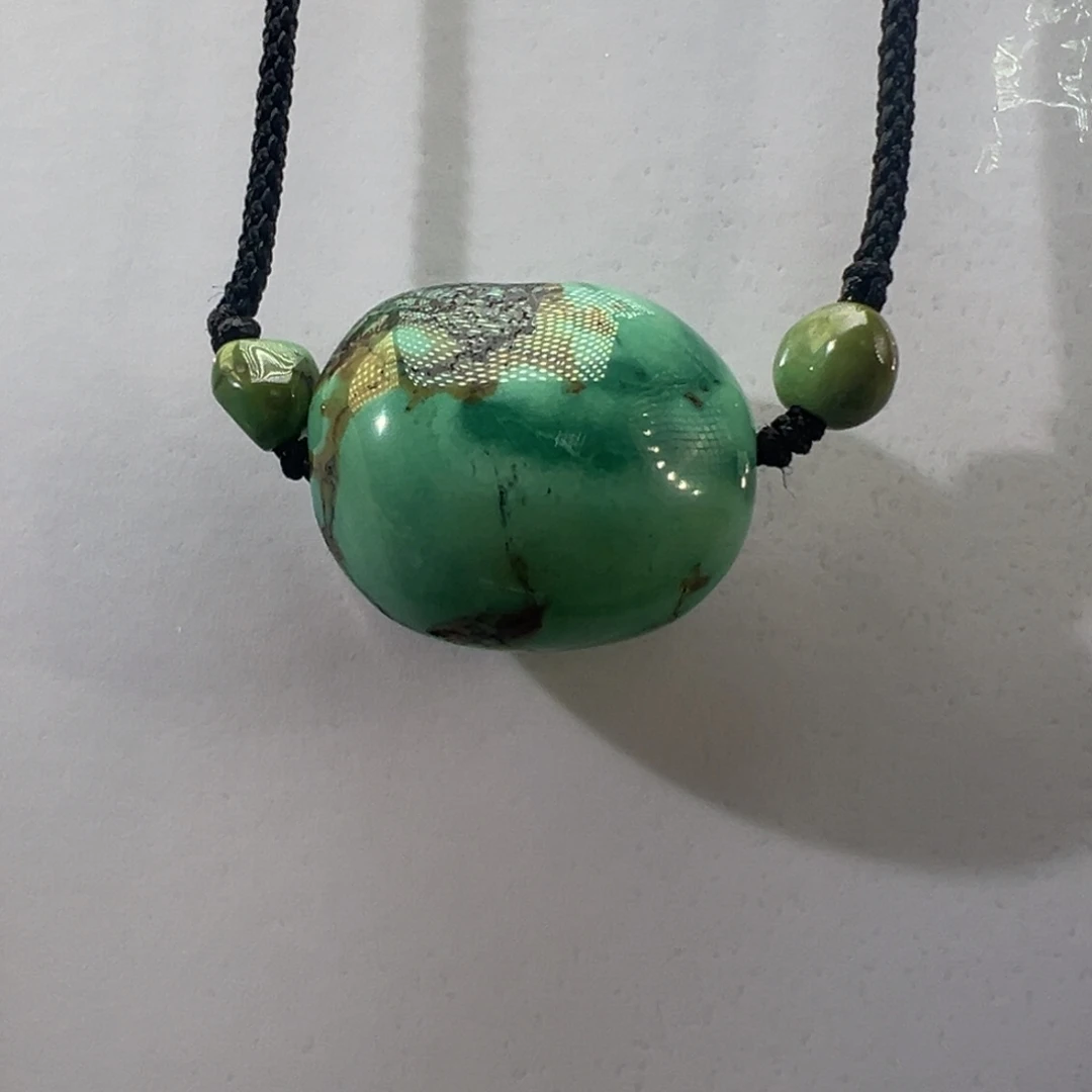 绿松石未镶嵌挂件