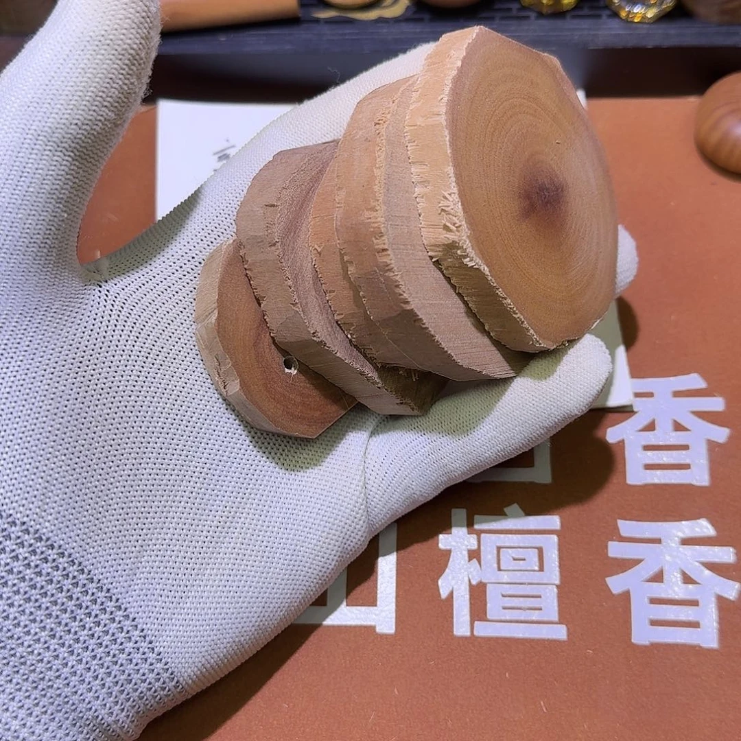 檀香木老山檀香原料树枝料