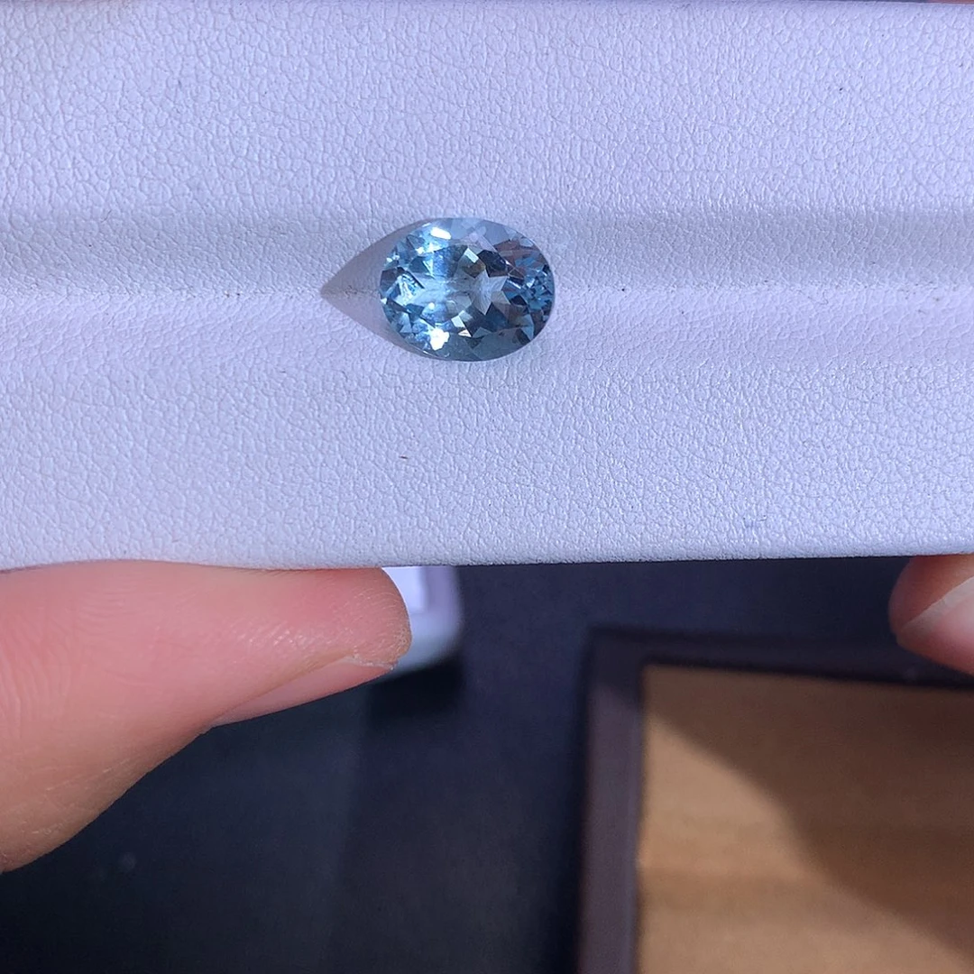 海蓝宝石笔搁未镶嵌S***n2.63ct