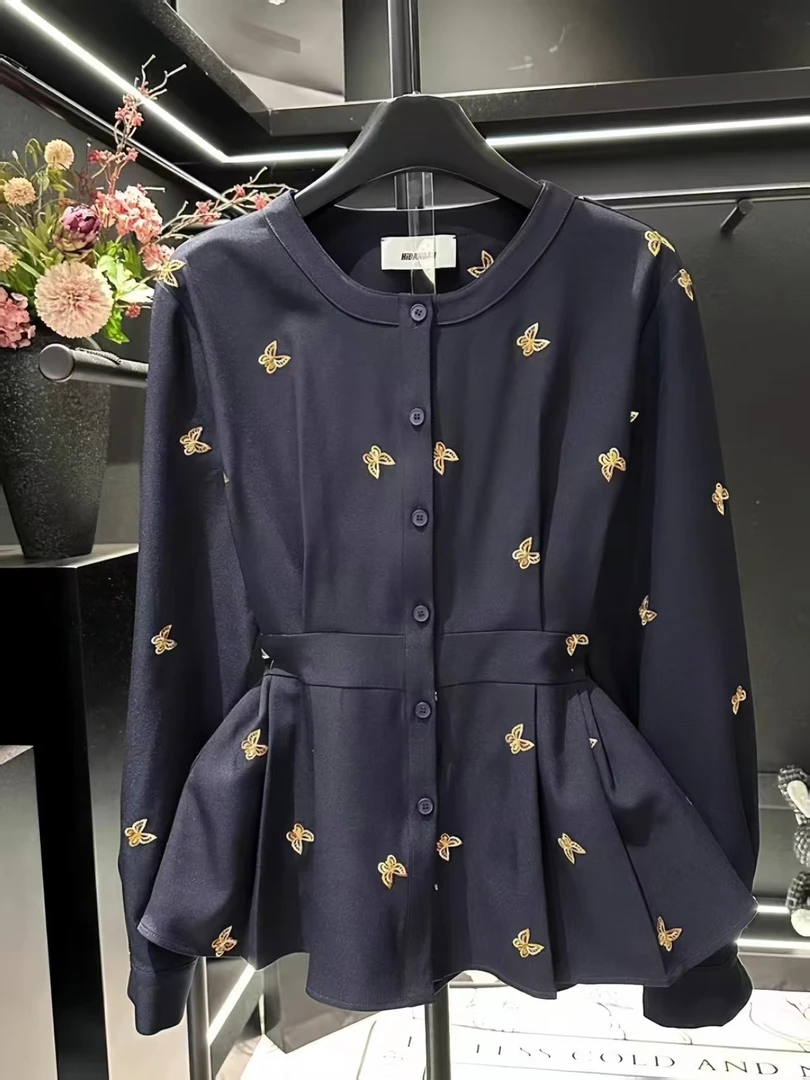 轻奢刺绣蝴蝶长袖衬衫女2025秋季新款高级感圆领气质收腰开衫上衣