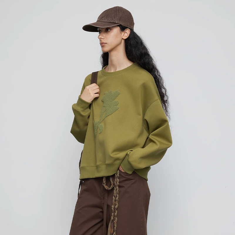 半圆女装[复古]2025秋季宽松休闲圆领长袖绣花卫衣女Q5757733