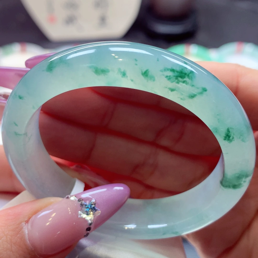 翡翠手镯（贵妃镯）未镶嵌贵妃54号66