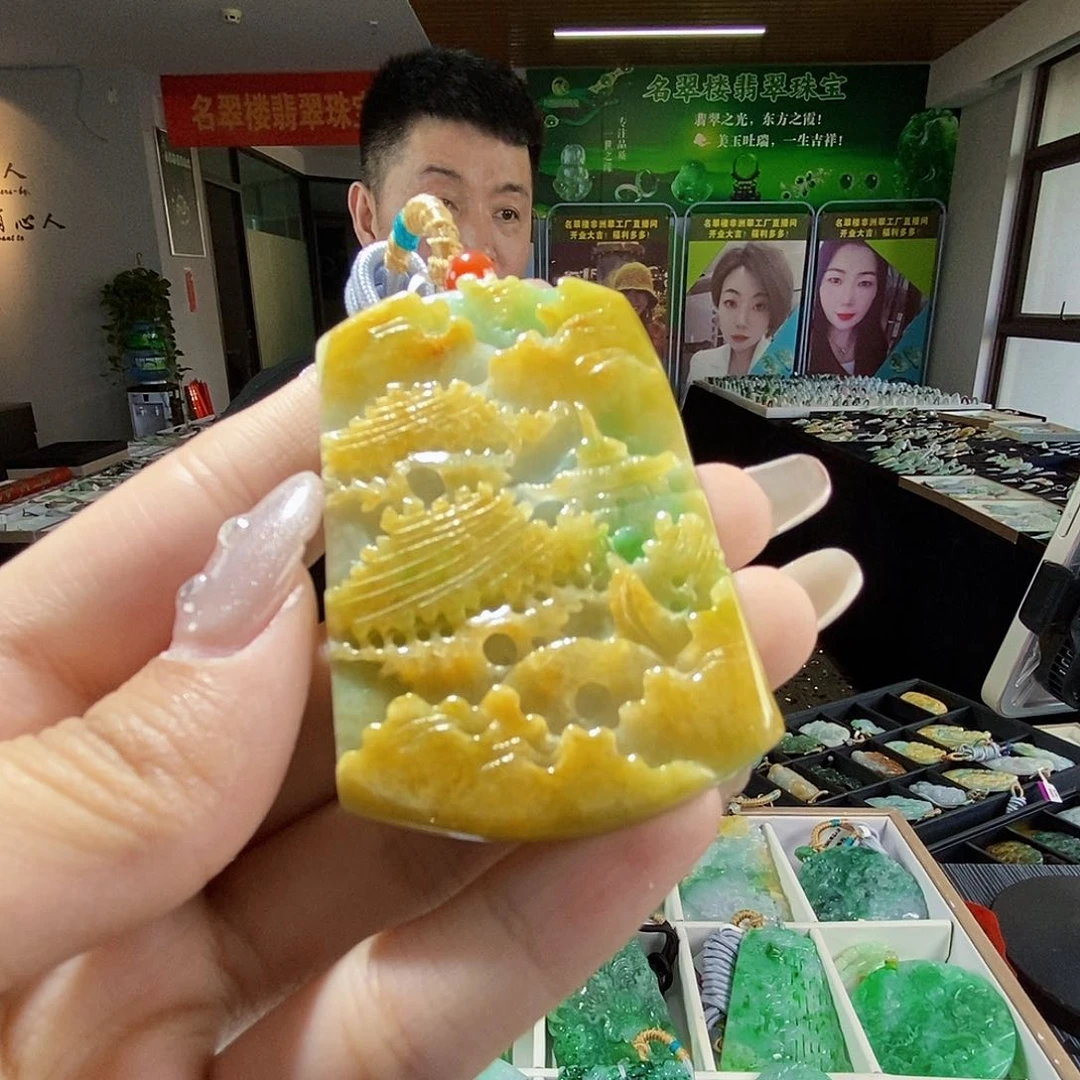 颈饰未镶嵌翡翠翡翠