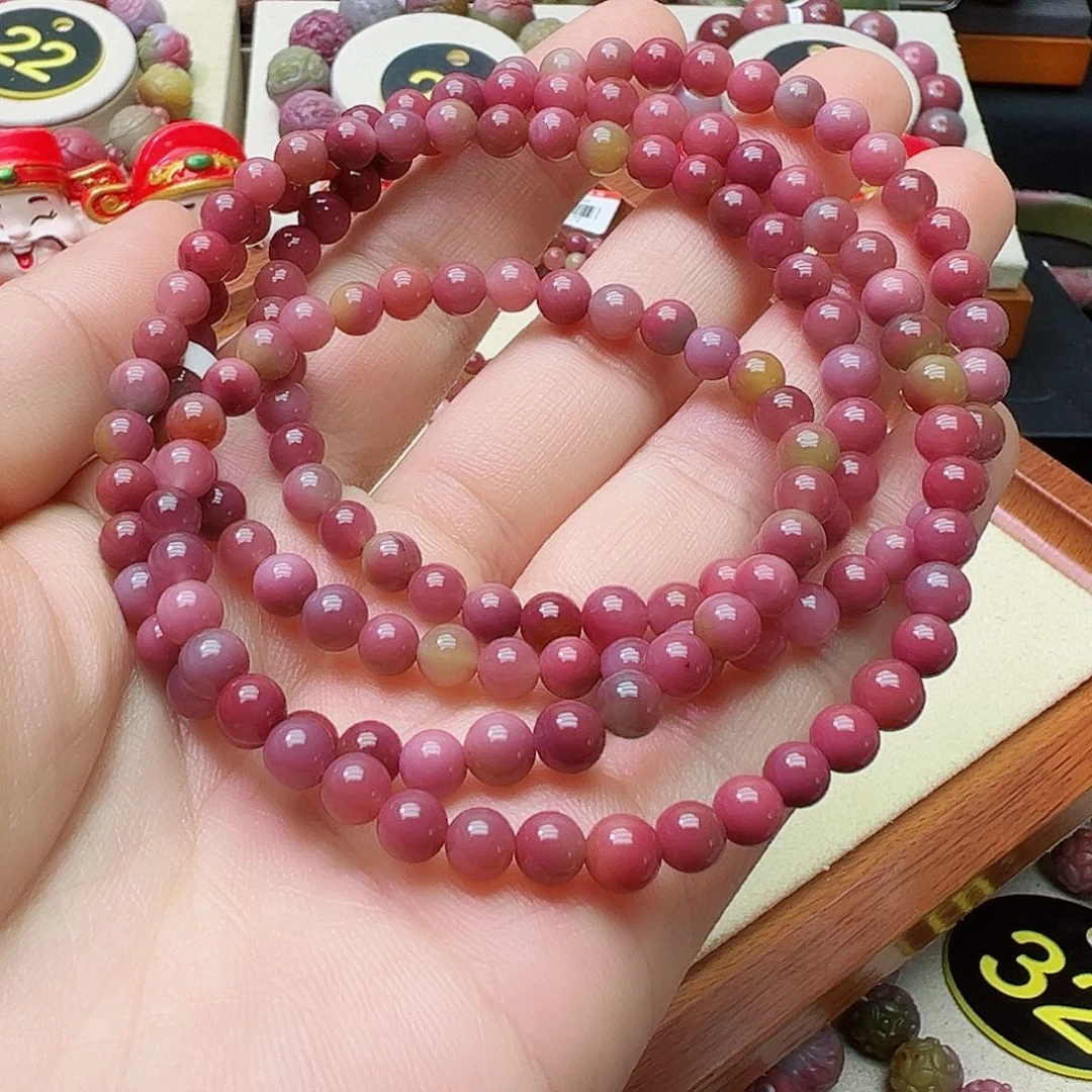 定制石英质玉定制未镶嵌梅****?盐源