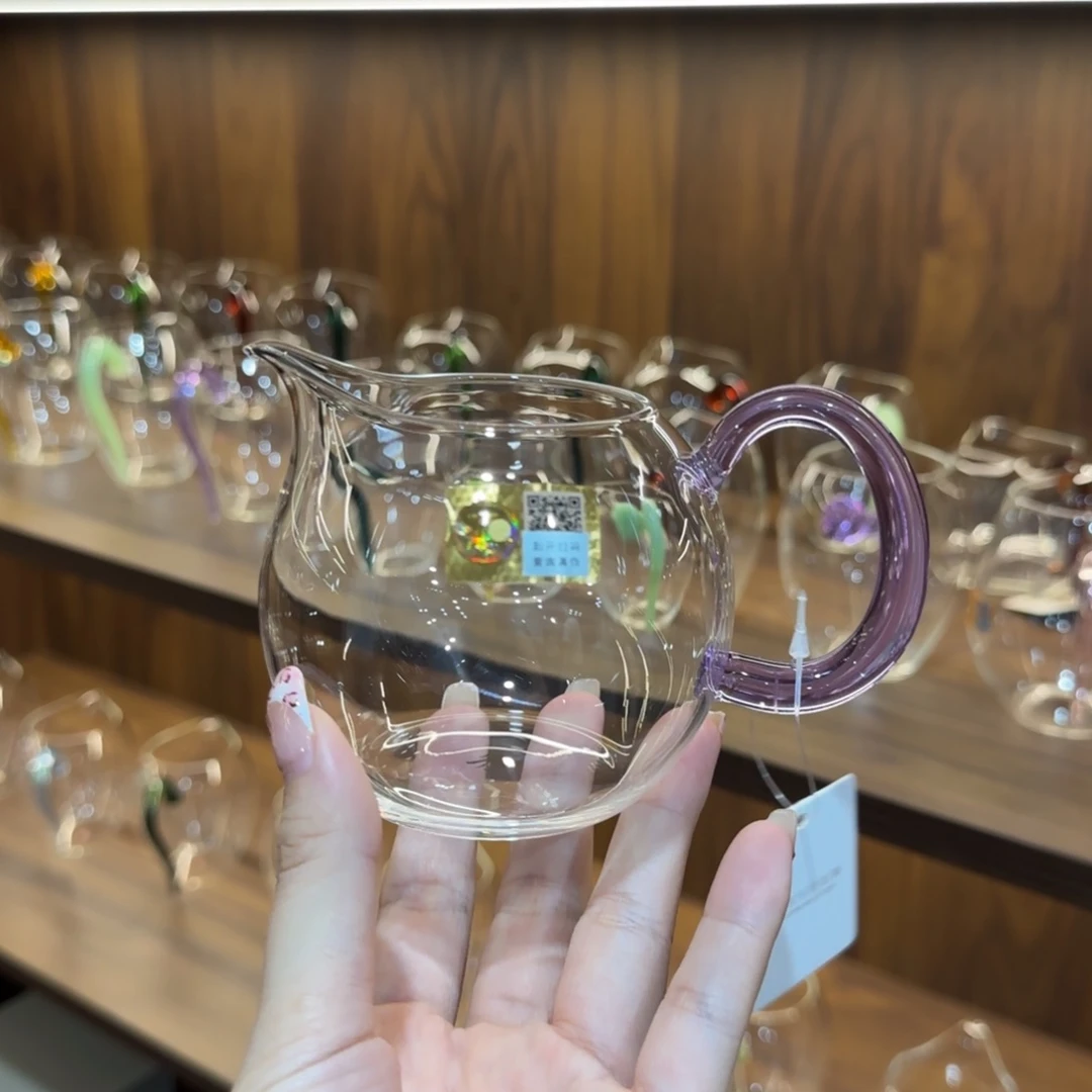 禾器畅然浅紫色。。。。