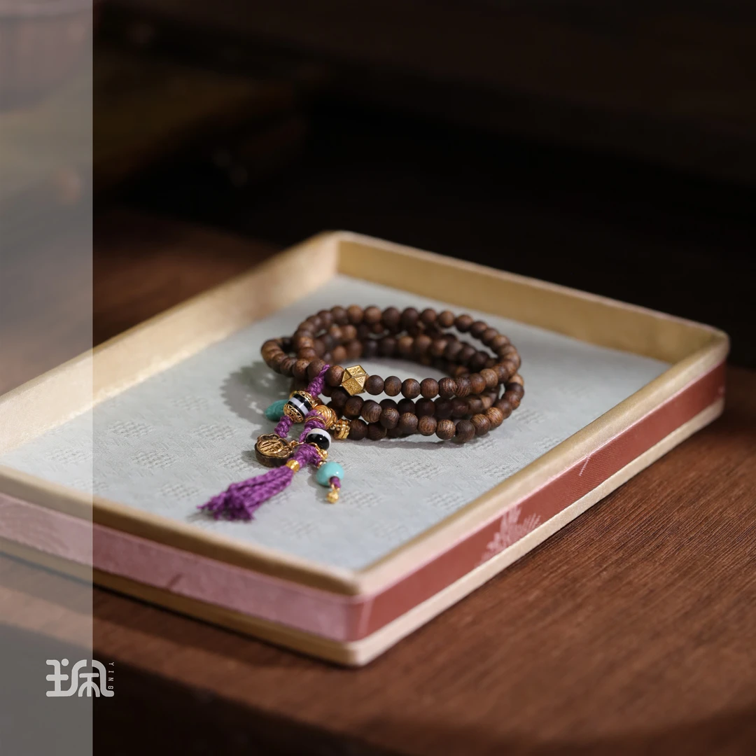 穆尧|沉香*单串*18K镶嵌LYB25011525多样性发其一