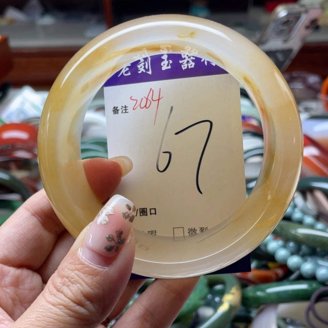 石英岩玉未镶嵌手镯
