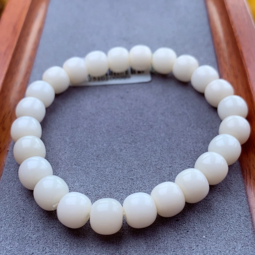 石英质玉未镶嵌配饰