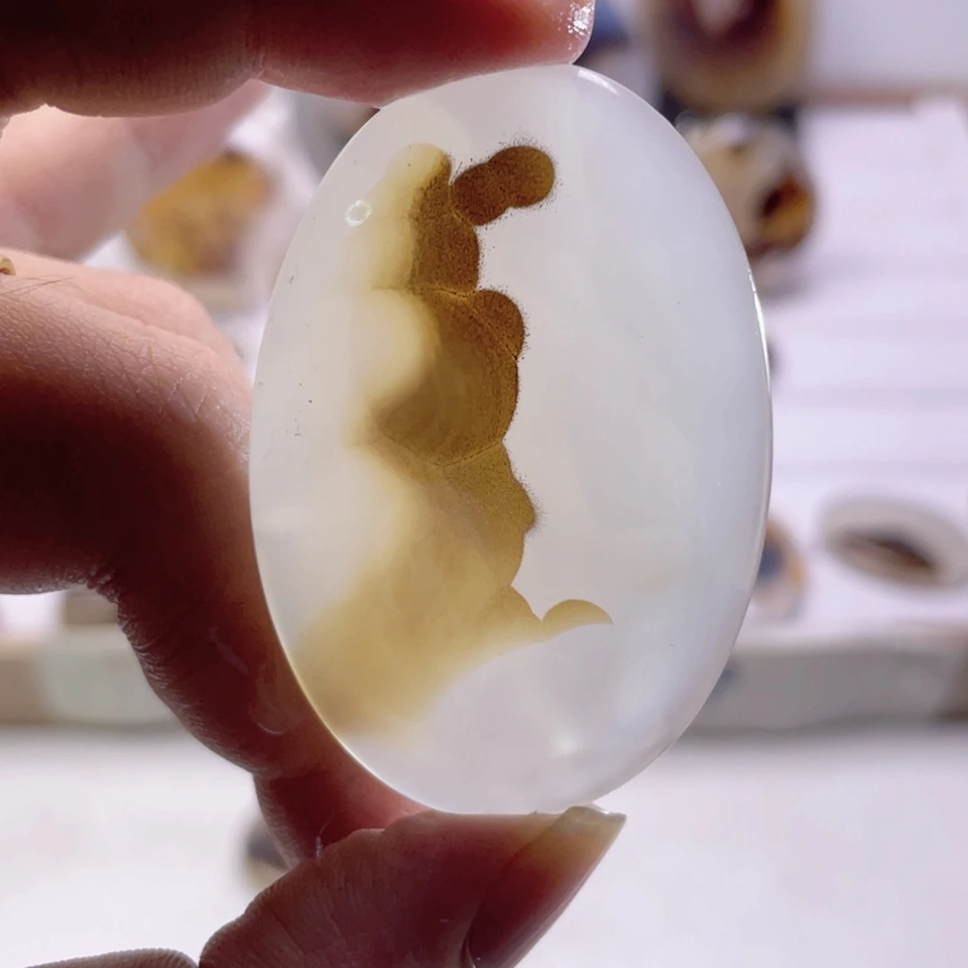玛瑙/玉髓未镶嵌珠宝奇石