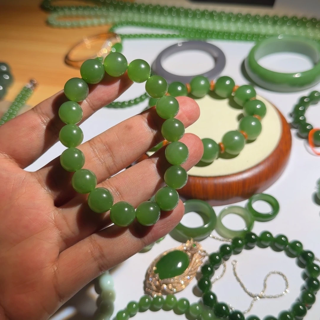 张***珠手串未镶嵌和田玉（碧玉）