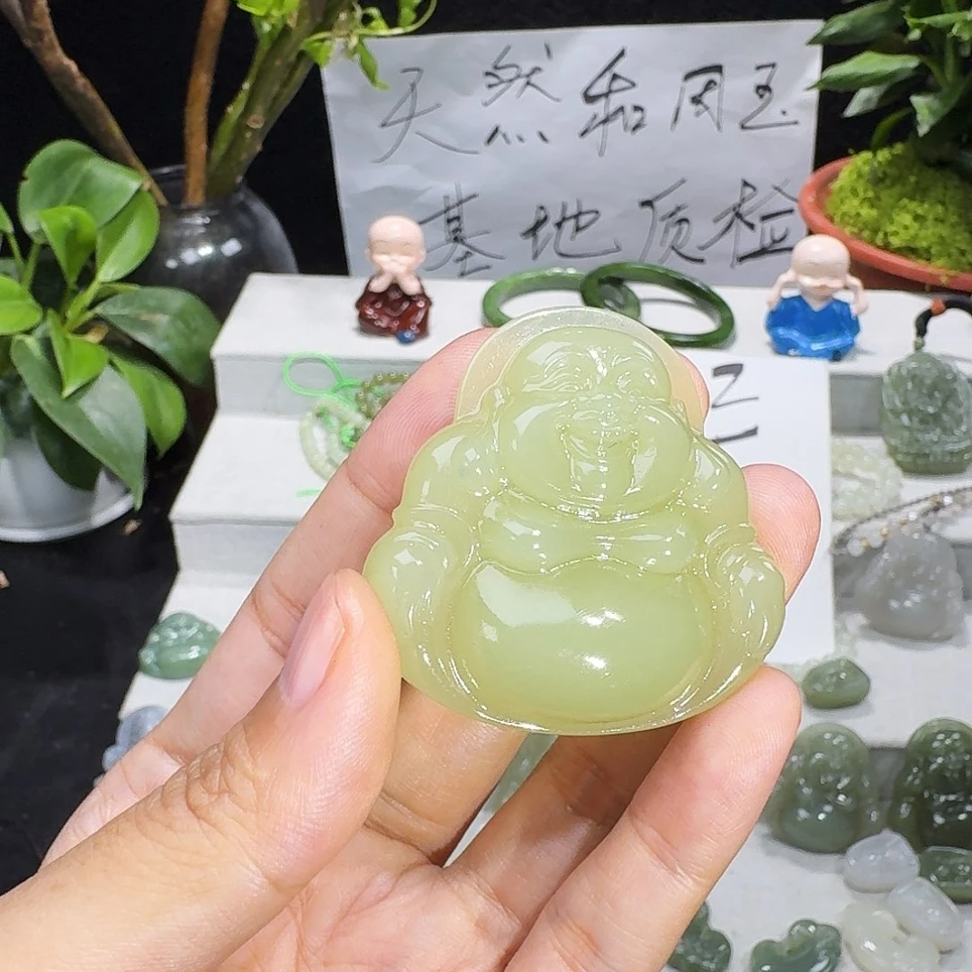 秋***水和田玉未镶嵌颈饰