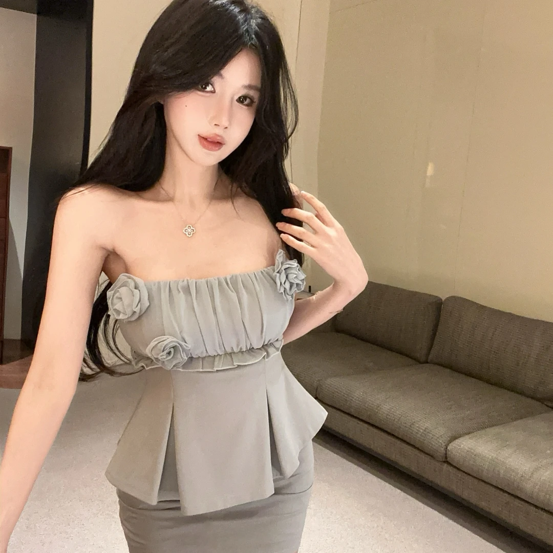 设计感修身抹胸背心纯欲性感立体花朵上衣气质收腰包臀短裙套装女