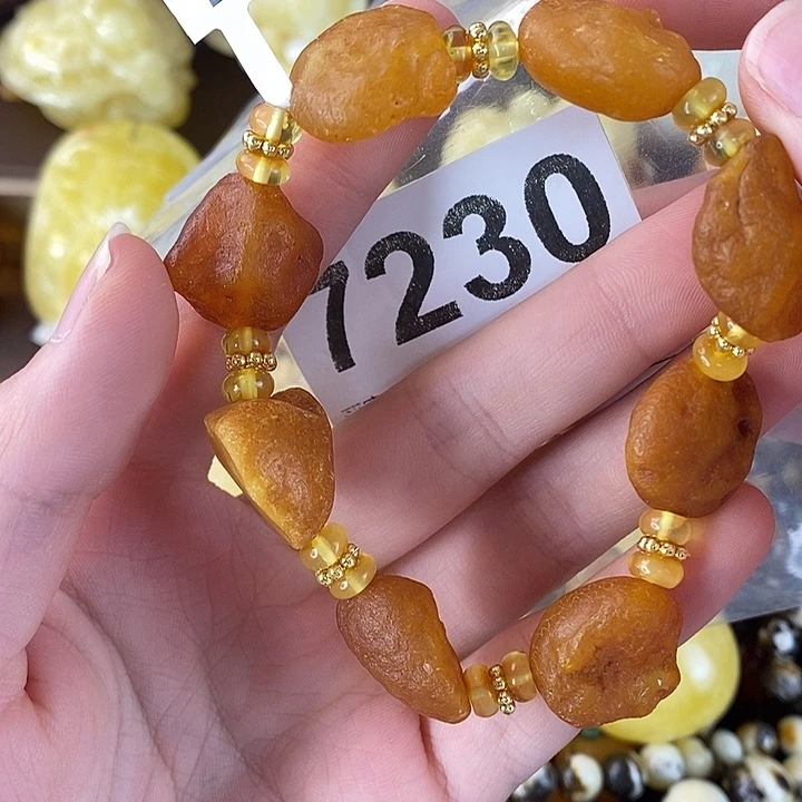 蜜蜡未镶嵌珠宝奇石7230