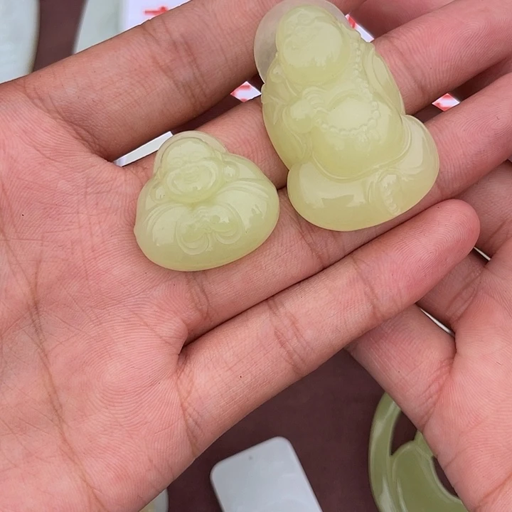 和田玉（糖玉）未镶嵌颈饰