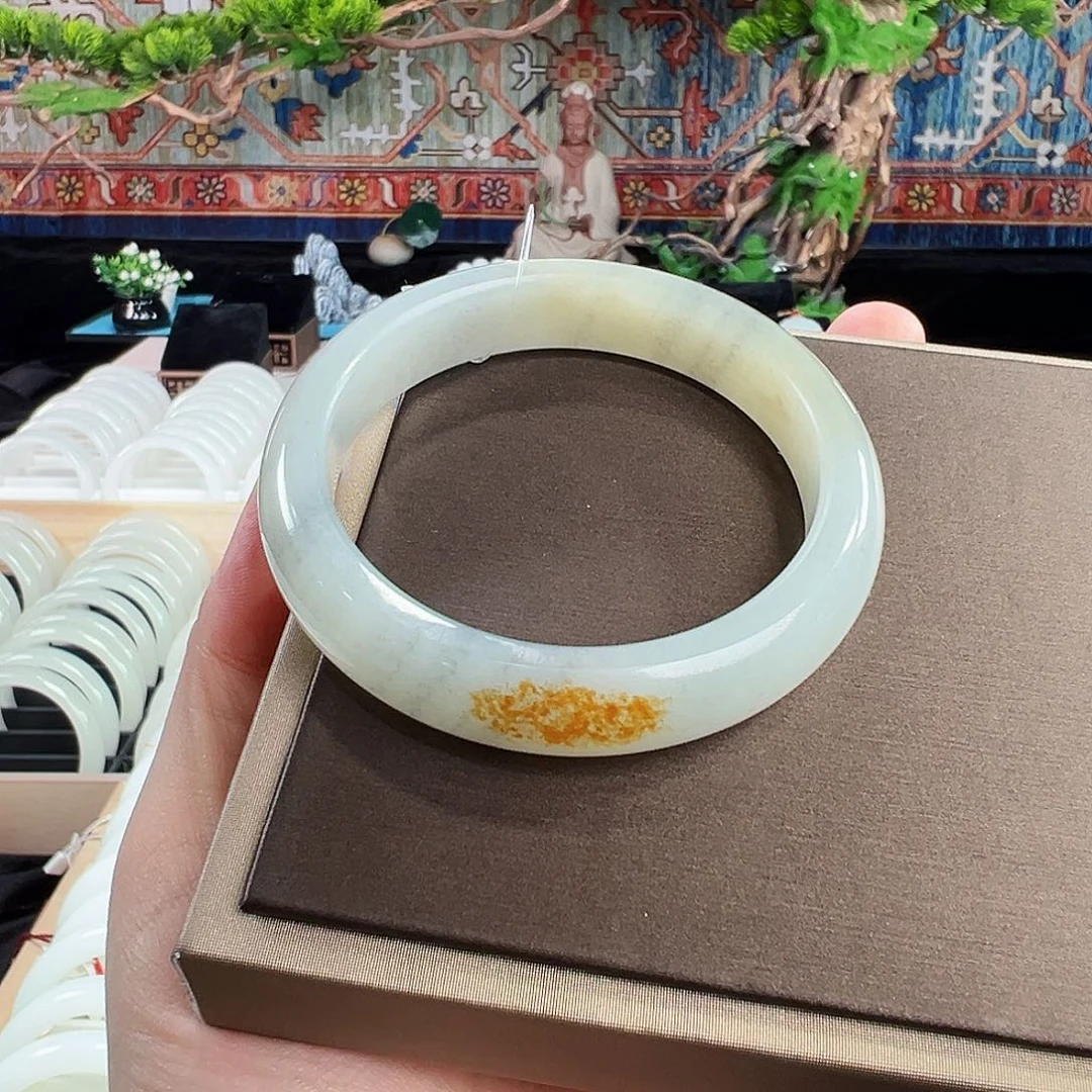 未镶嵌手镯和田玉55