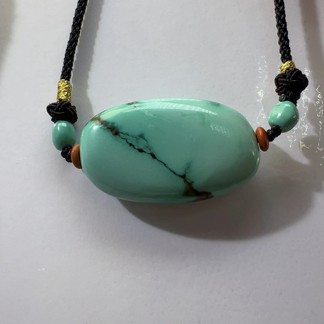 绿松石未镶嵌挂件