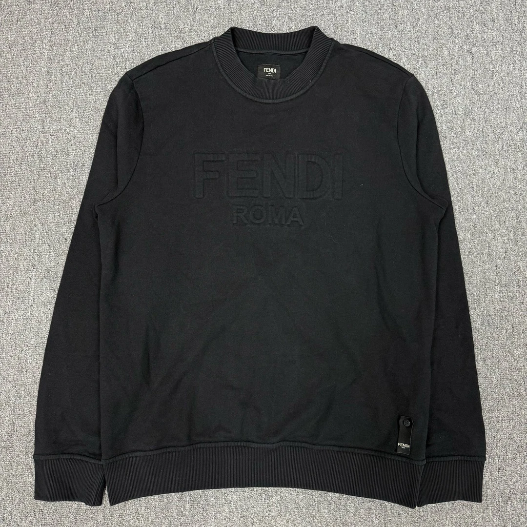 99新 FENDI/芬迪 12627632 黑色logo字母浮雕长袖卫衣 L码99新
