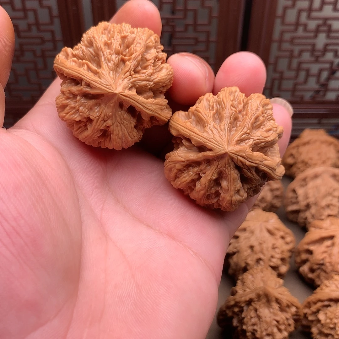吊坠文玩核桃大粗筋