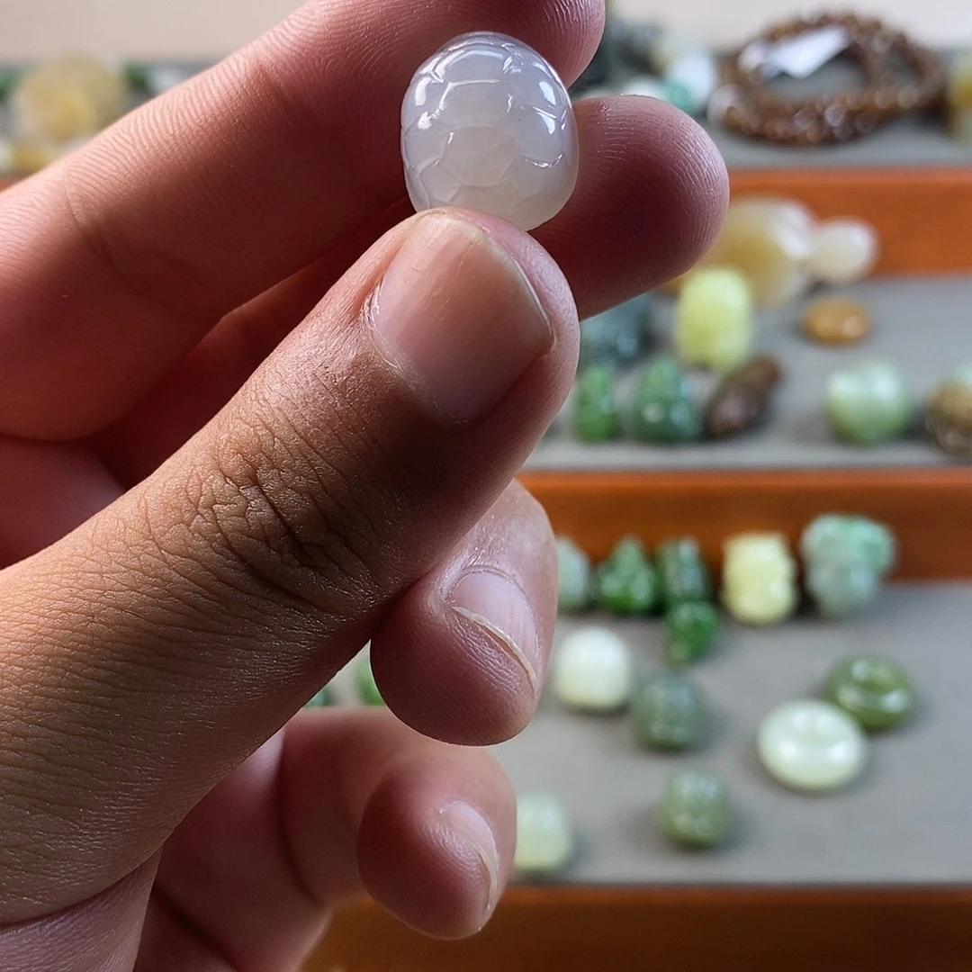 和田玉未镶嵌颈饰龙****7