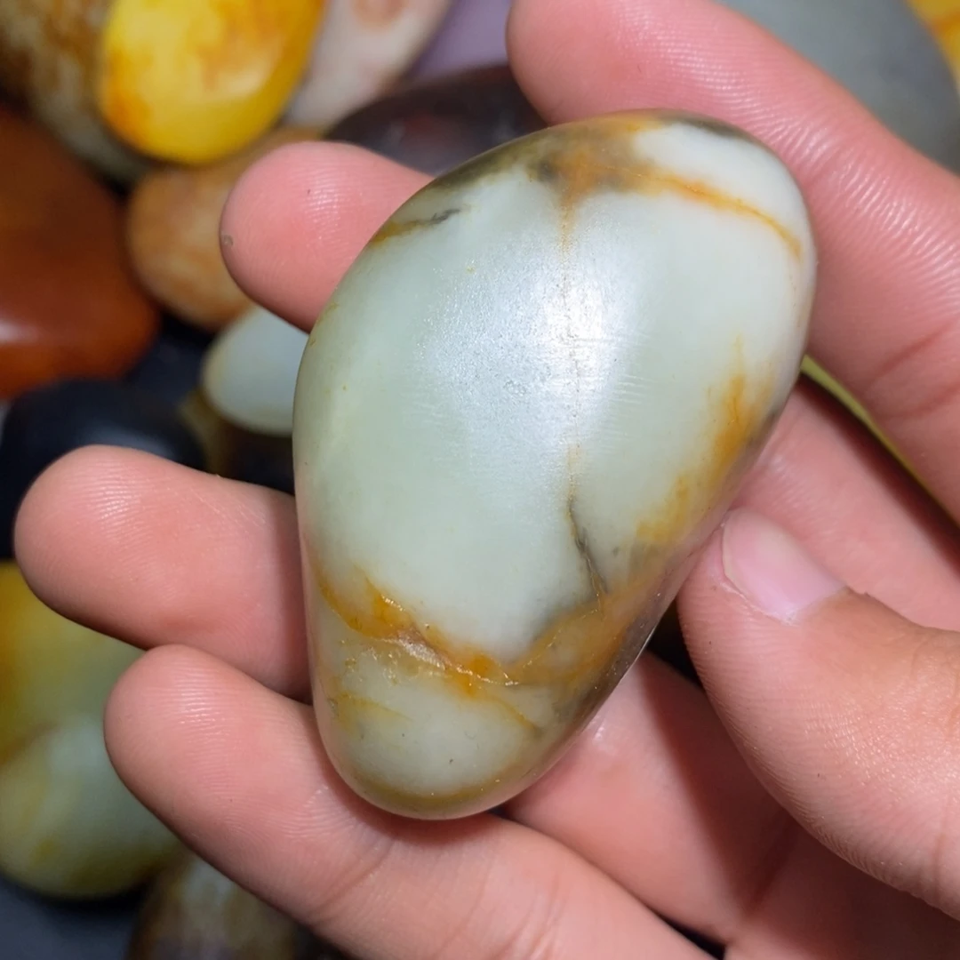 和田玉未镶嵌珠宝奇石