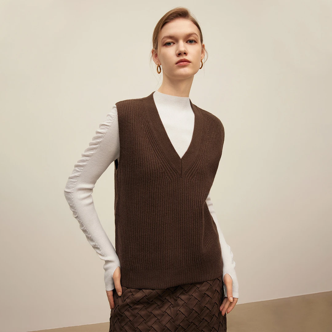 【诗语专属】舒适绵羊毛针织衫女秋季V领叠穿套头毛织背心Y700090