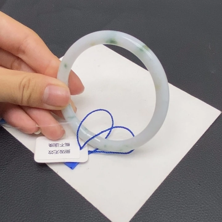 翡翠手镯未镶嵌52-53圆条