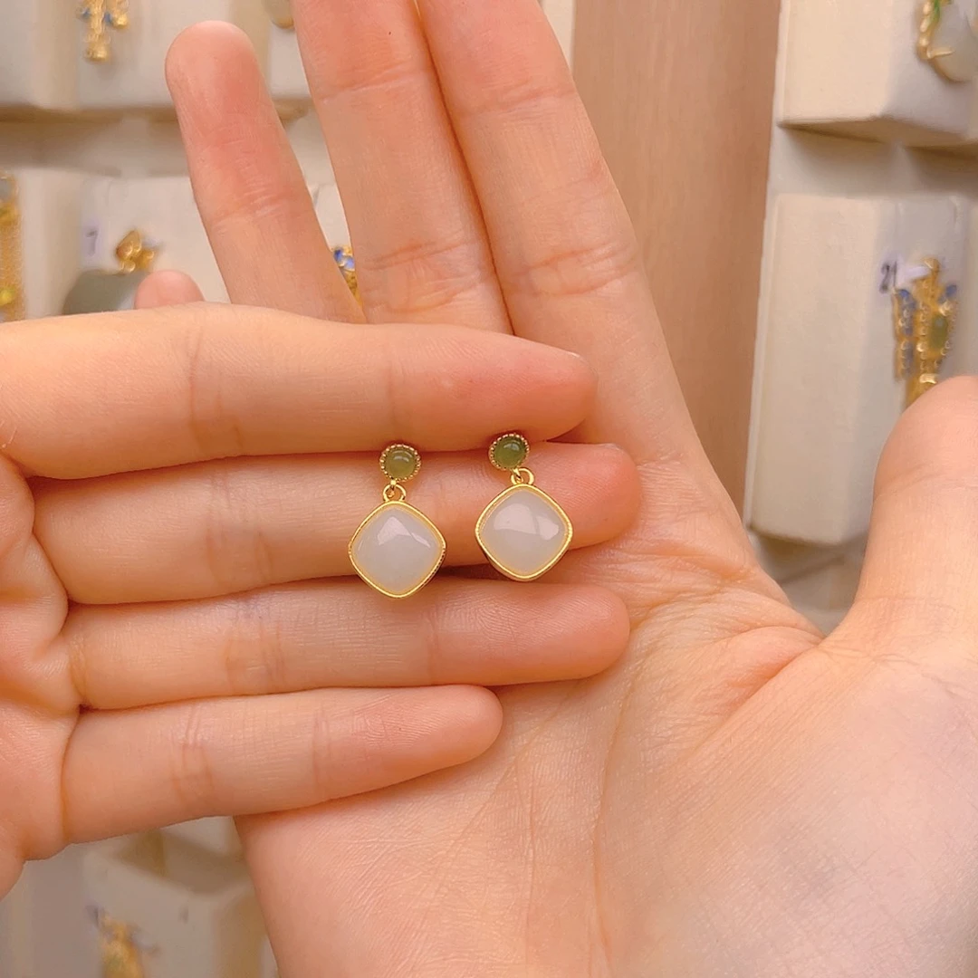 和田玉耳饰银S925镀金镶嵌