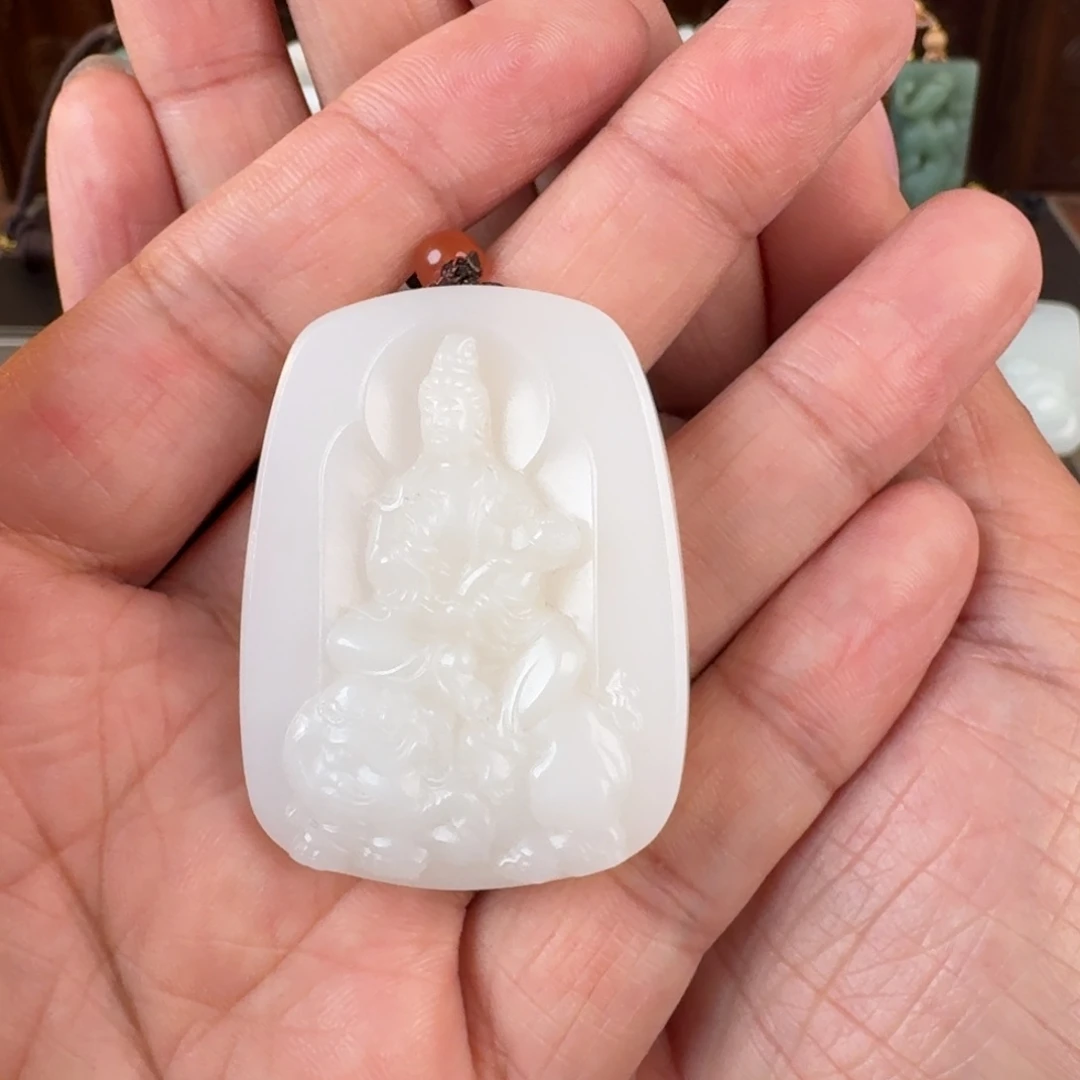 龟***姐和田玉未镶嵌颈饰和田玉挂件