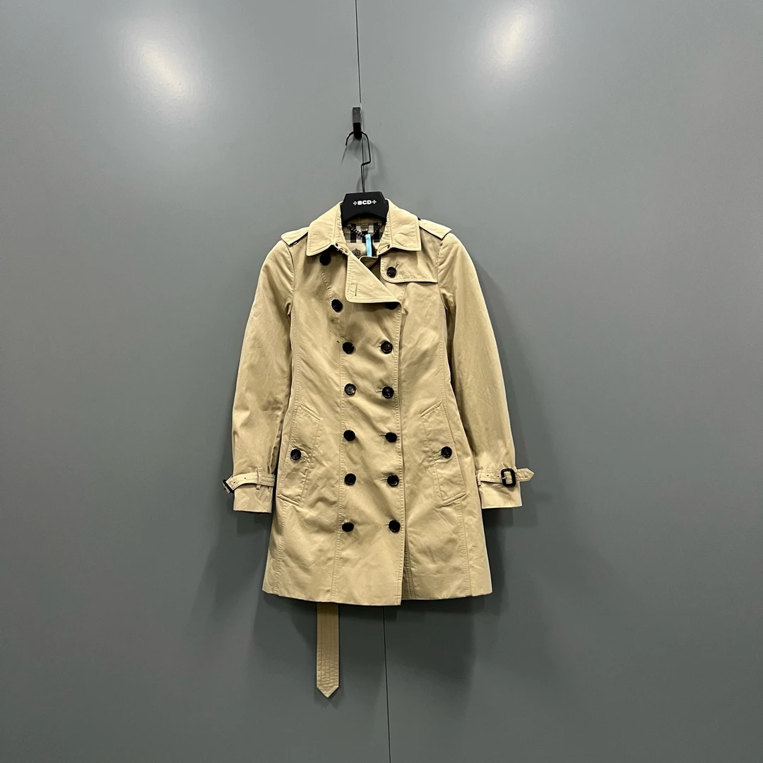 99新 BURBERRY/博柏利 tt1 卡其色双排扣风衣 36码/98新/205886