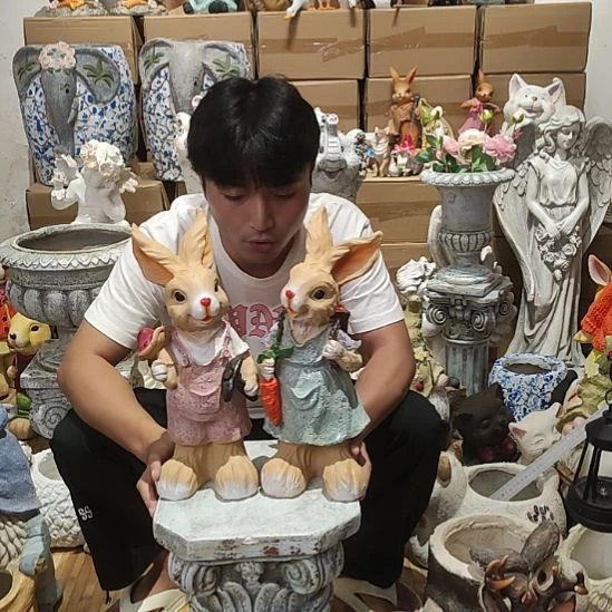 合成树脂彼得兔一对