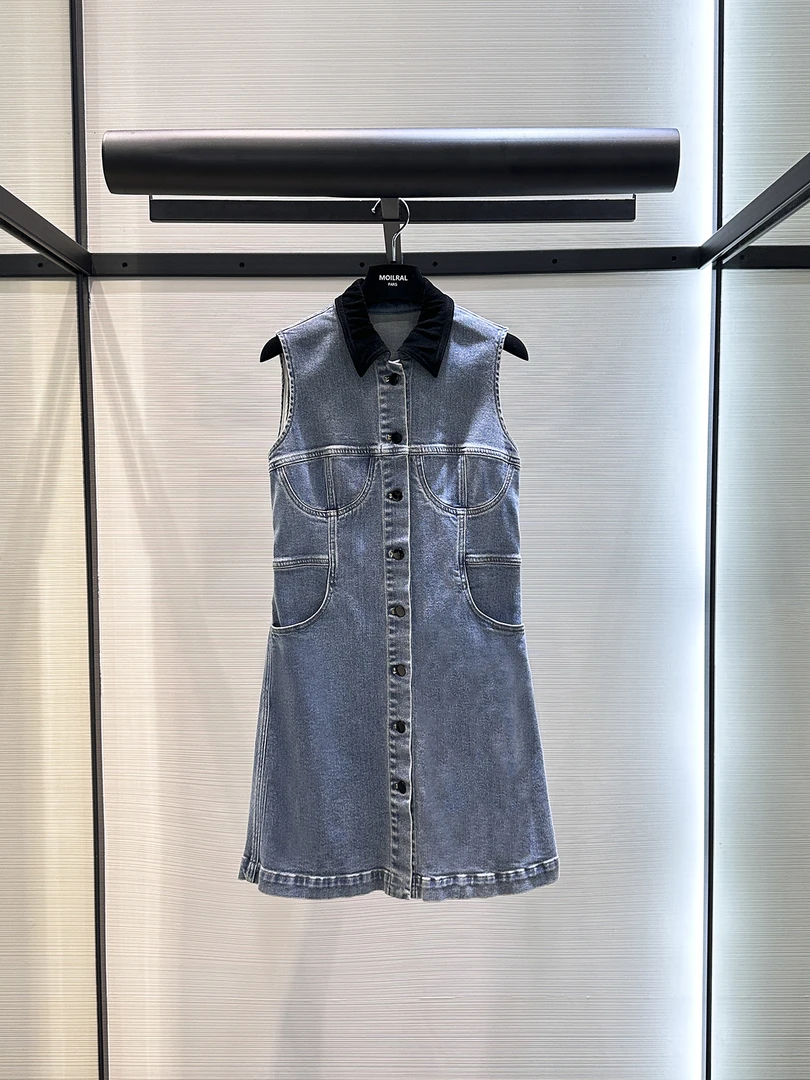 翻领单排扣休闲百搭牛仔连衣裙FH2300905-905