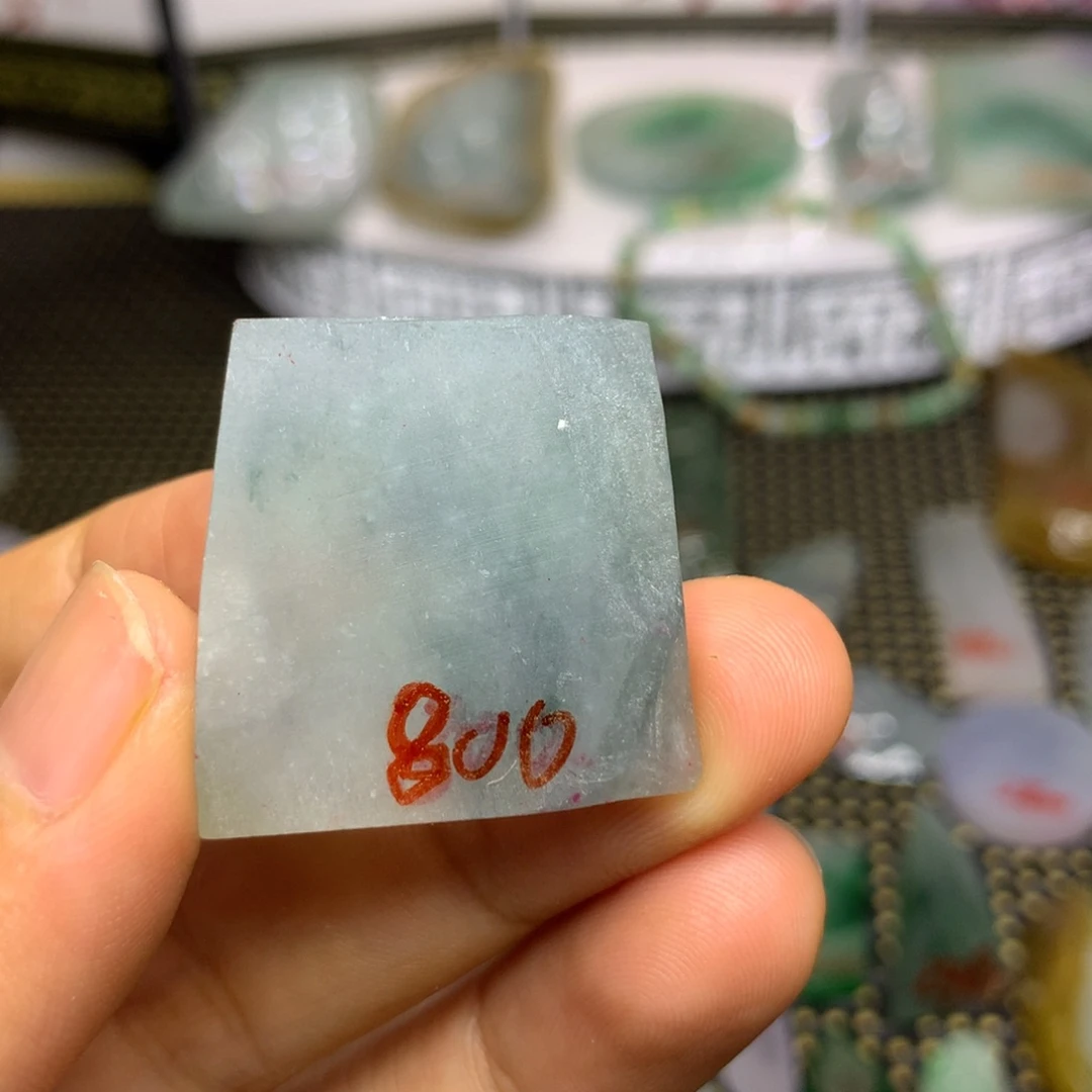 定制翡翠未镶嵌天然翡翠A货