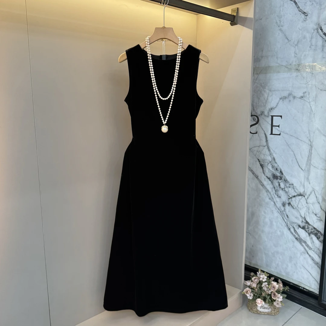 夏设计感高端独特简约时尚丝绒气质显瘦长款无袖百搭连衣裙4526