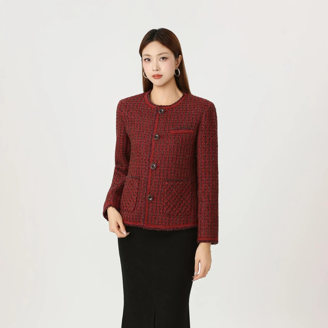 哥弟 秋冬外套女款爆款2025新款气质红色厚款小香风外套140042