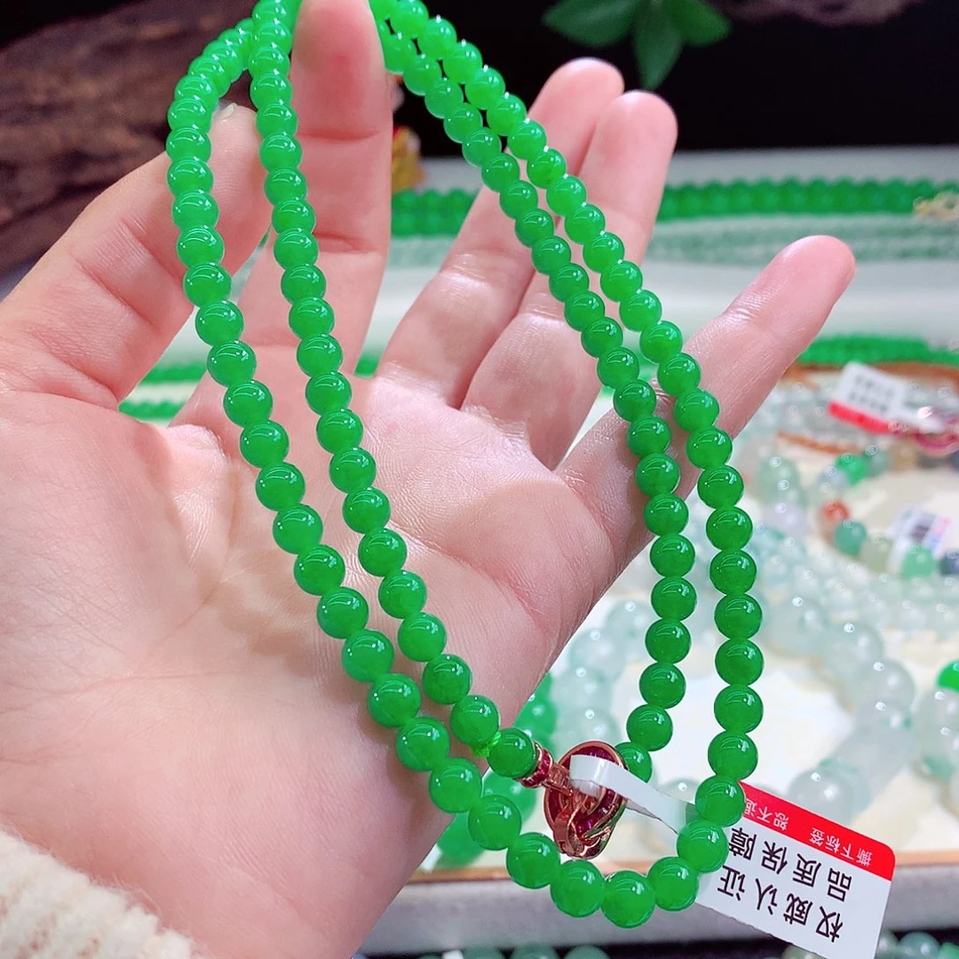 翡翠未镶嵌手链阳绿