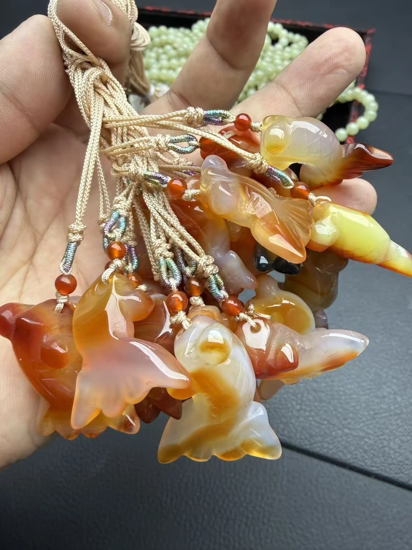 新疆戈壁玉玛瑙小金鱼金玉满堂吊坠