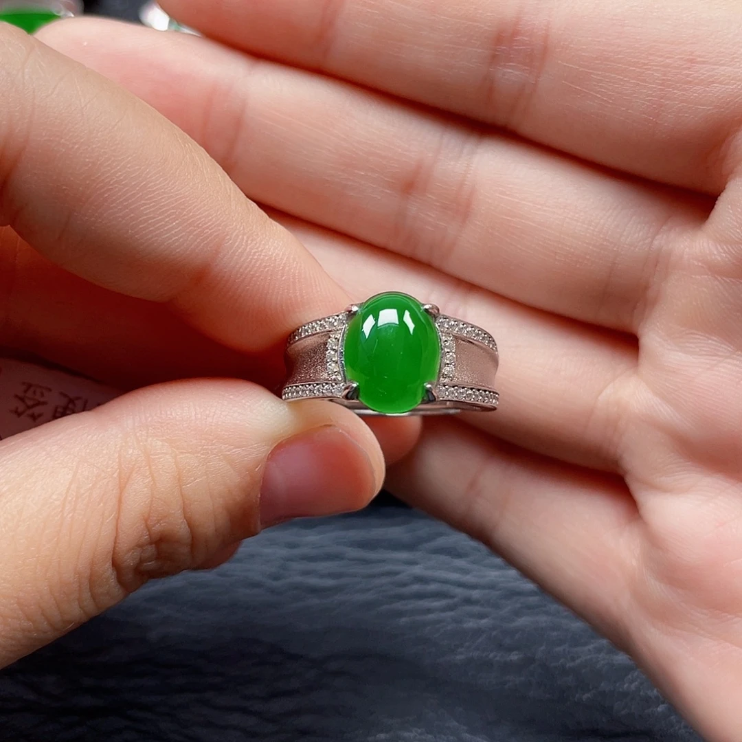 翡翠银S925镶嵌戒指没有运费险3407