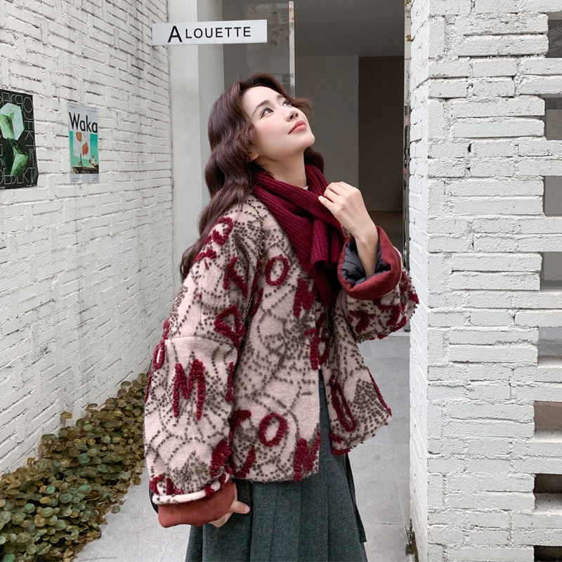 复古韩系穿搭羽绒服2025冬季新款小众设计感撞色ins风白鸭绒外套