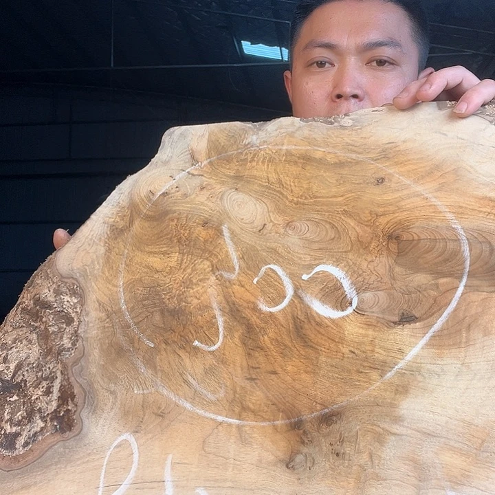 楠木狼*?我在看书啊亲爱