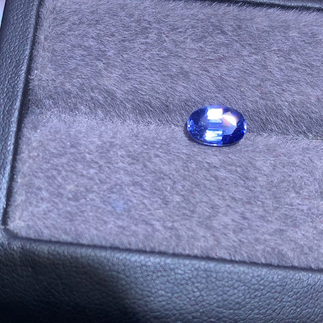 蓝宝石裸石未镶嵌1.725ct