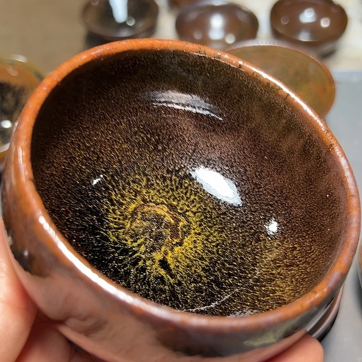 茶盏茶盏哈哈哈哈哈