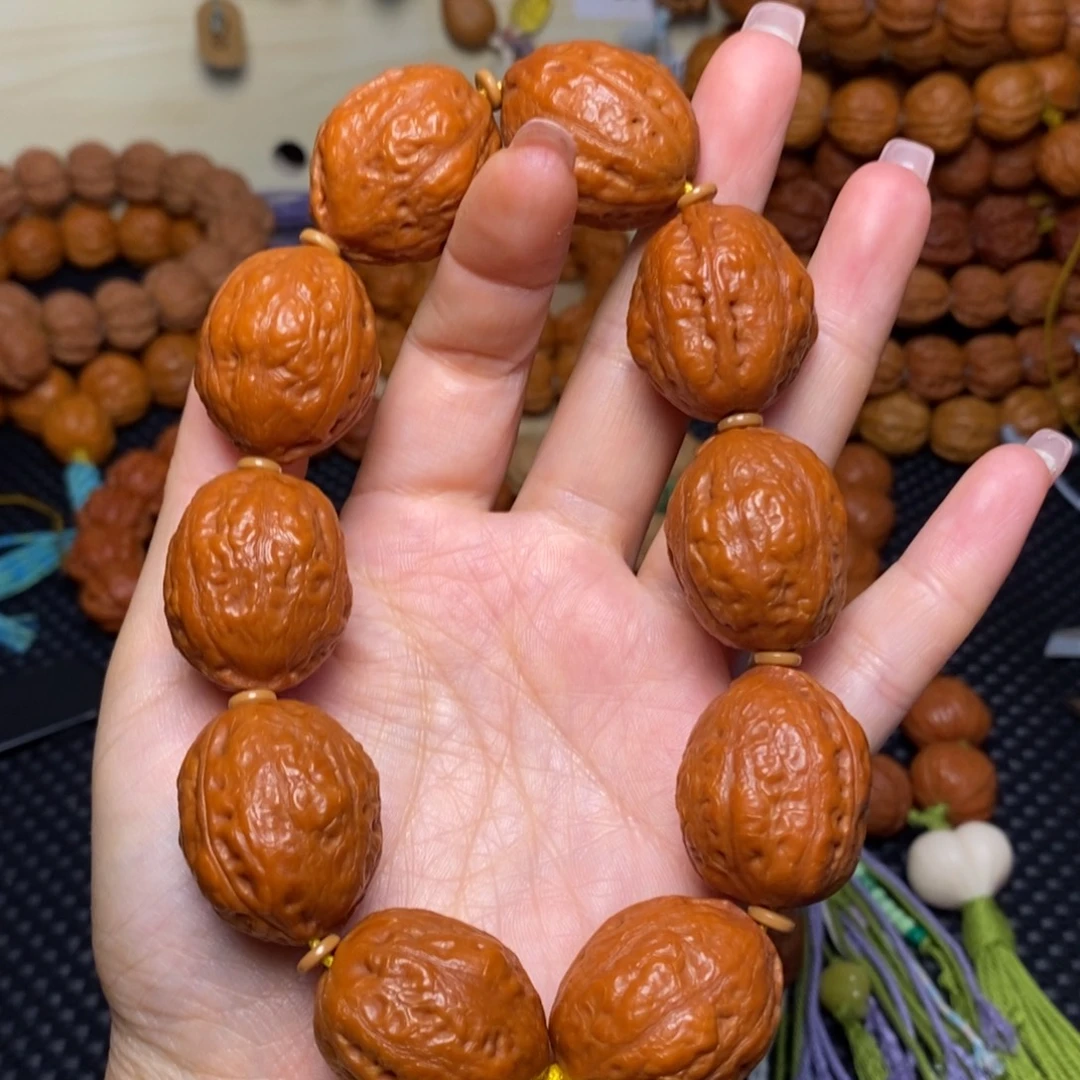 手串文玩核桃大宝剑