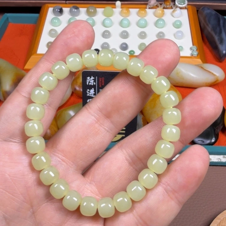 和田玉（糖玉）未镶嵌颈饰