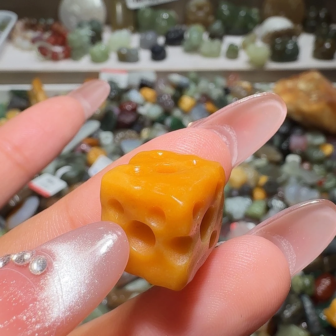 和田玉未镶嵌珠宝奇石