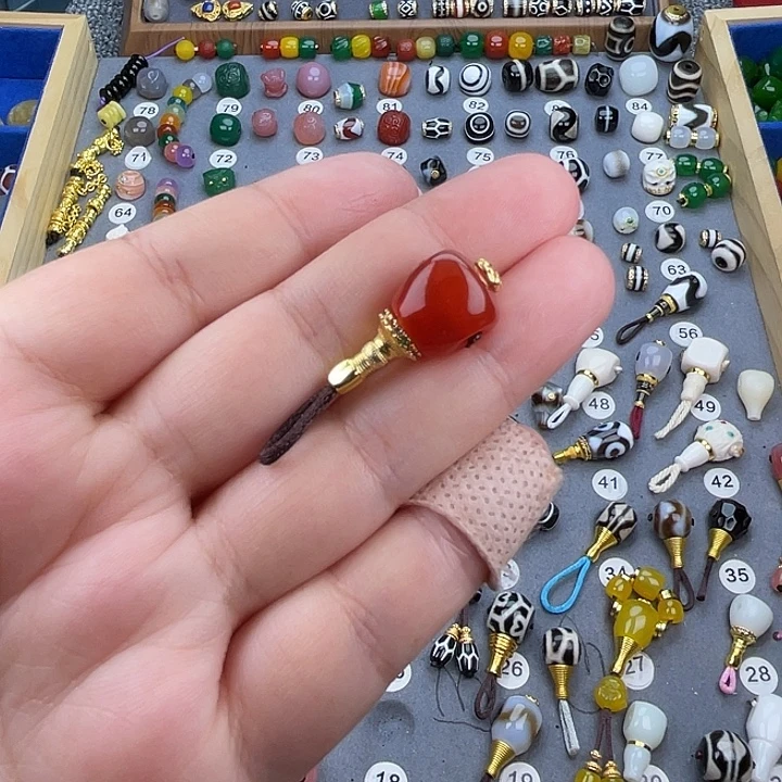 玛瑙/玉髓未镶嵌饰品
