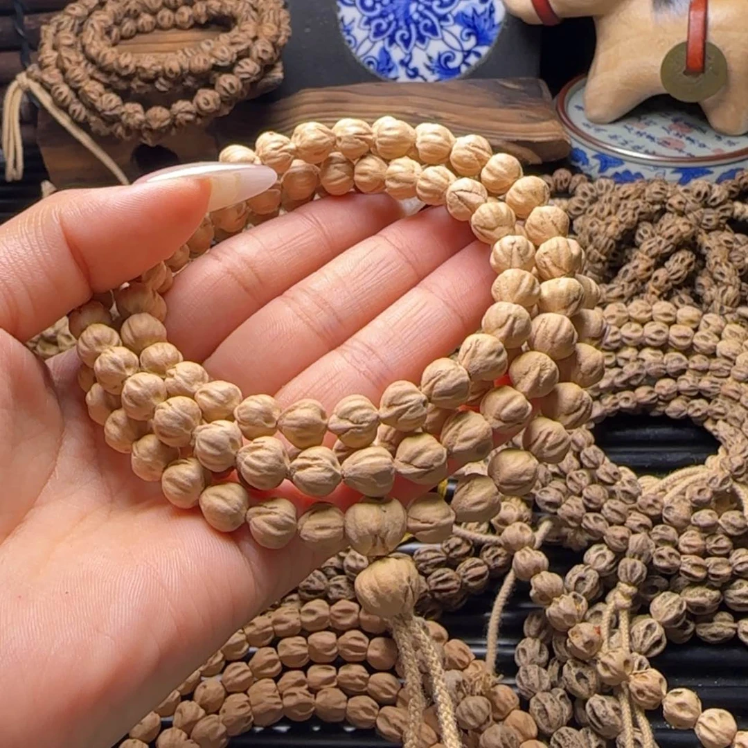 【闪购商品】吊坠柏香籽/百香籽三***季